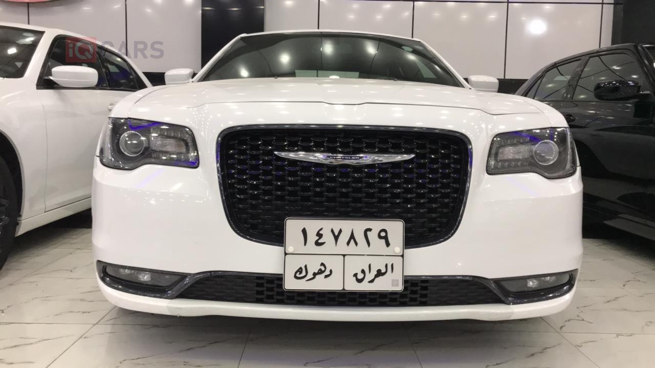 كرايسلر 300